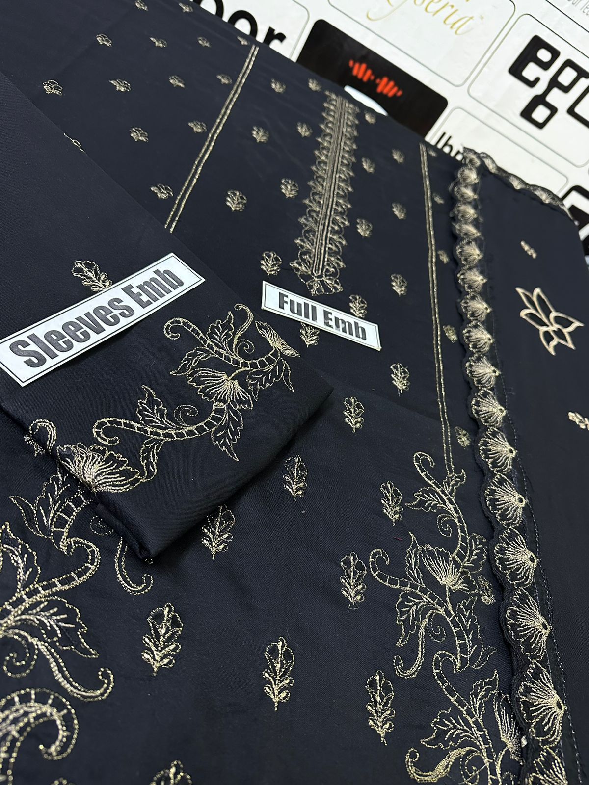 Brand Nishat Vol'24 Available in Dhanak Fabrics 3pc!!