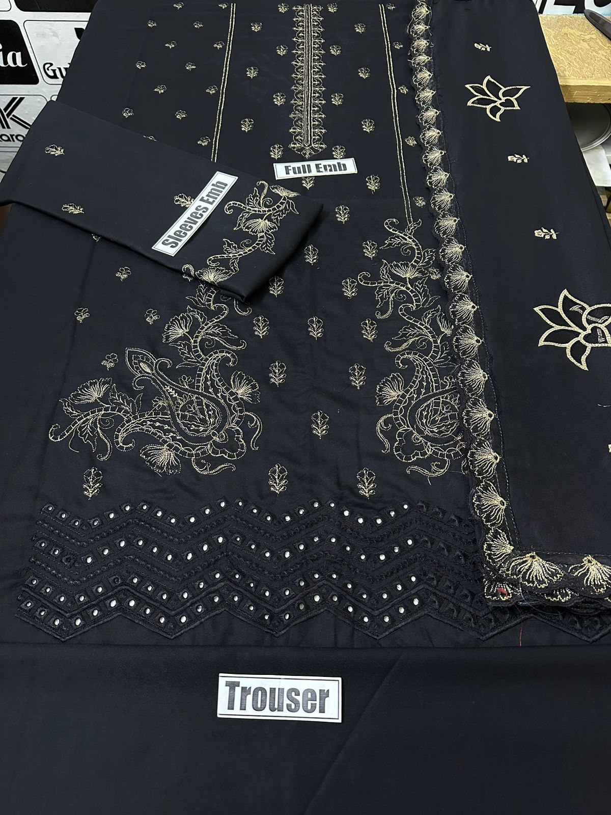Brand Nishat Vol'24 Available in Dhanak Fabrics 3pc!!