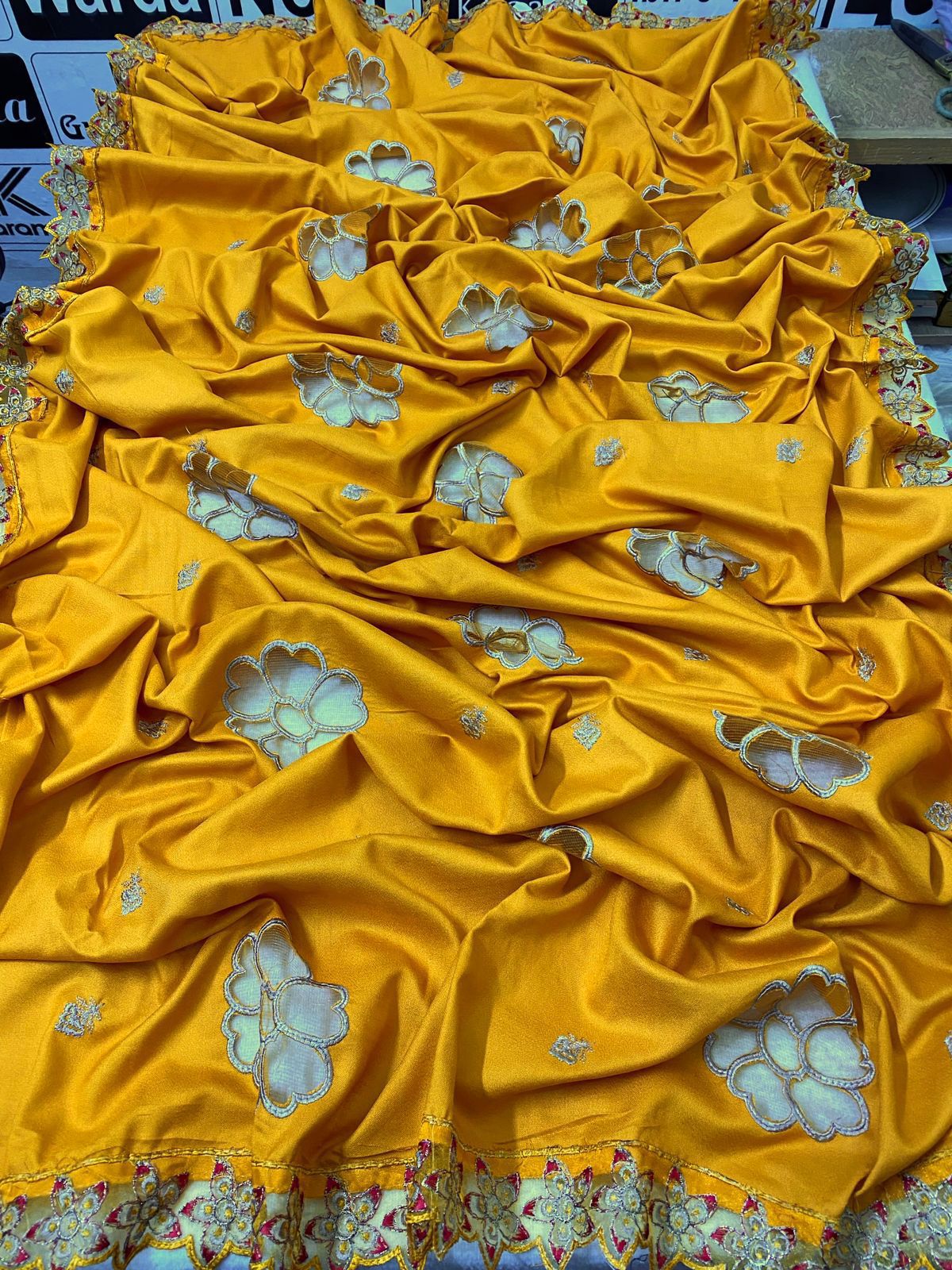 Brand Nishat Vol'24 Available in Dhanak Fabrics 3pc!!