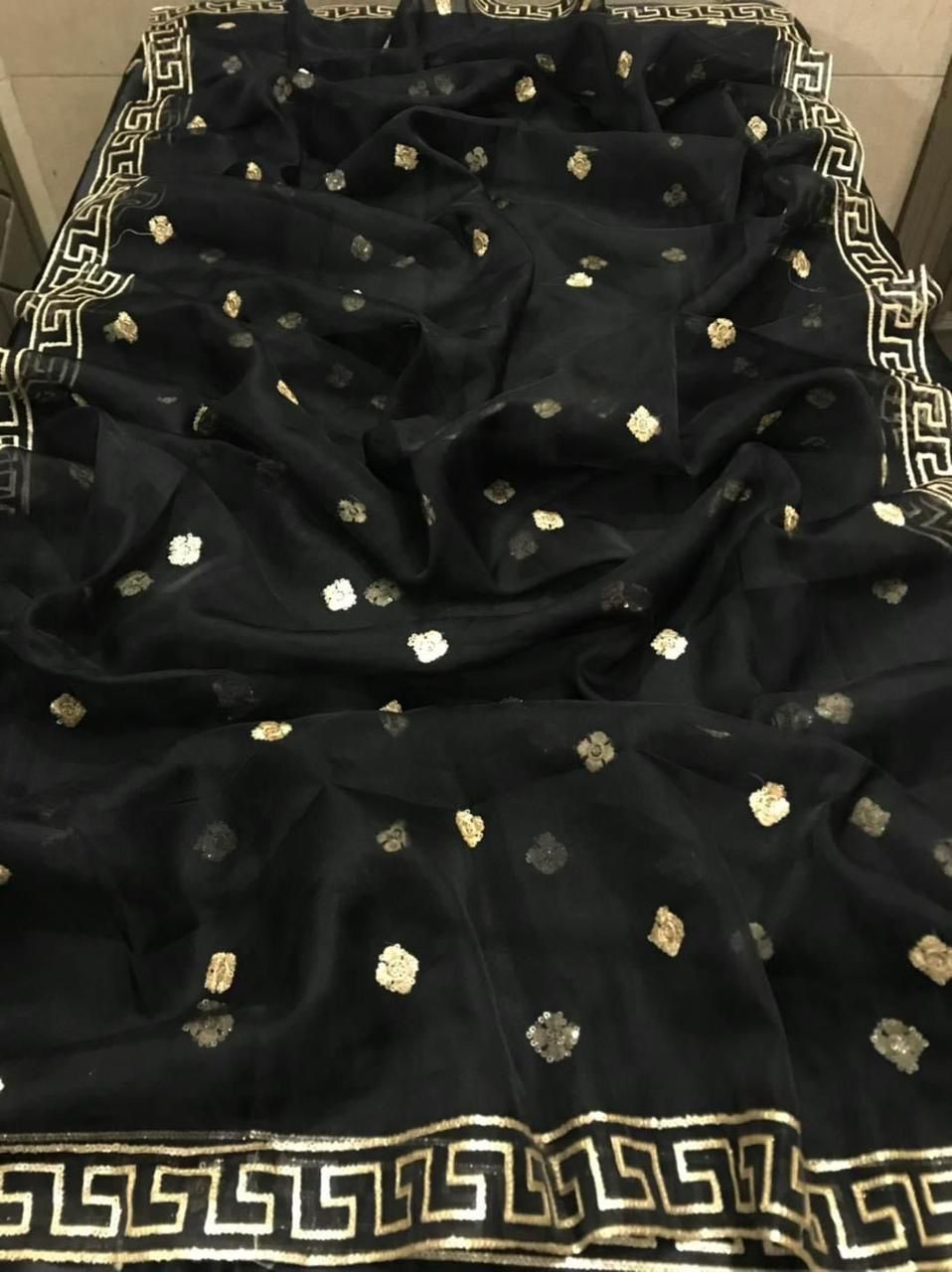 Brand Versace Vol'24 Available in Shamoz Silk 4 season useable Fabrics 3pc!!