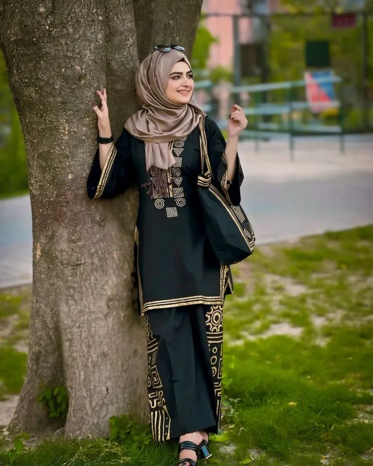 Sahiba’s By Mirza Vol'24 Available in Dhanak Fabrics 2pc!!