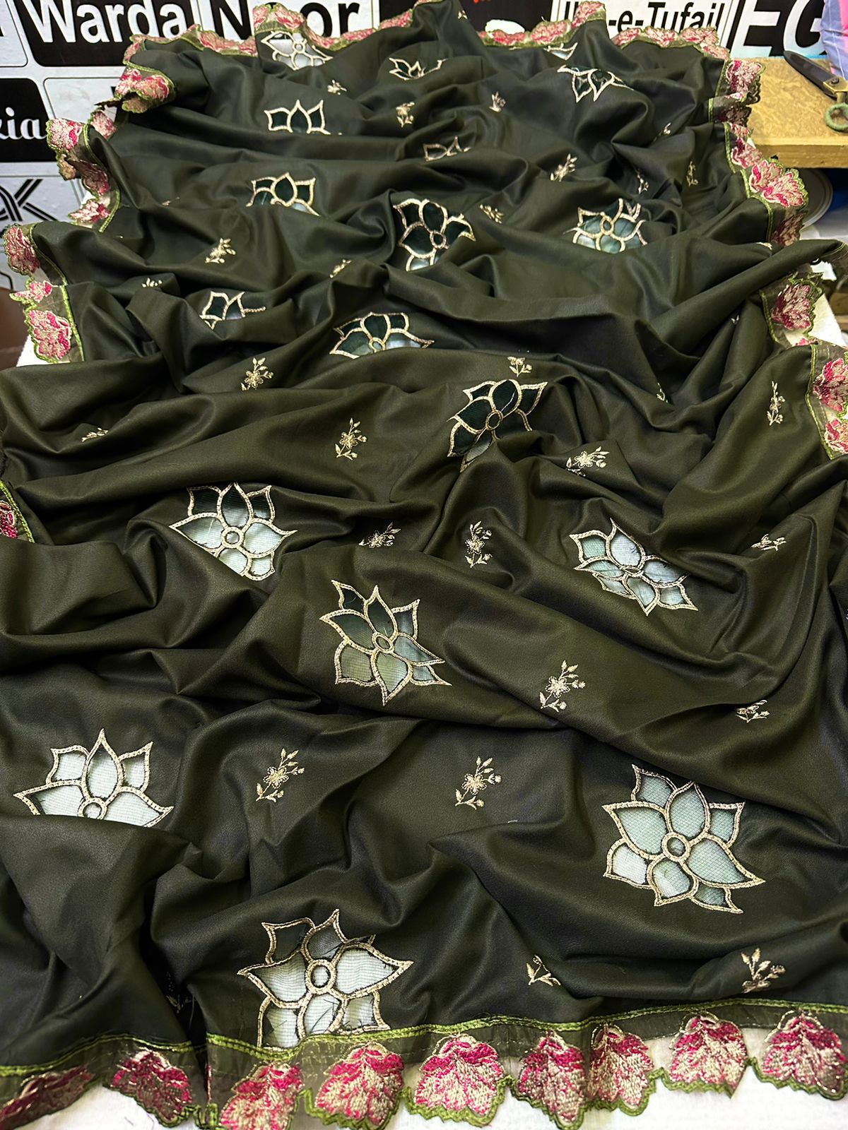Brand Nishat Vol'24 Available in Dhanak Fabrics 3pc!!