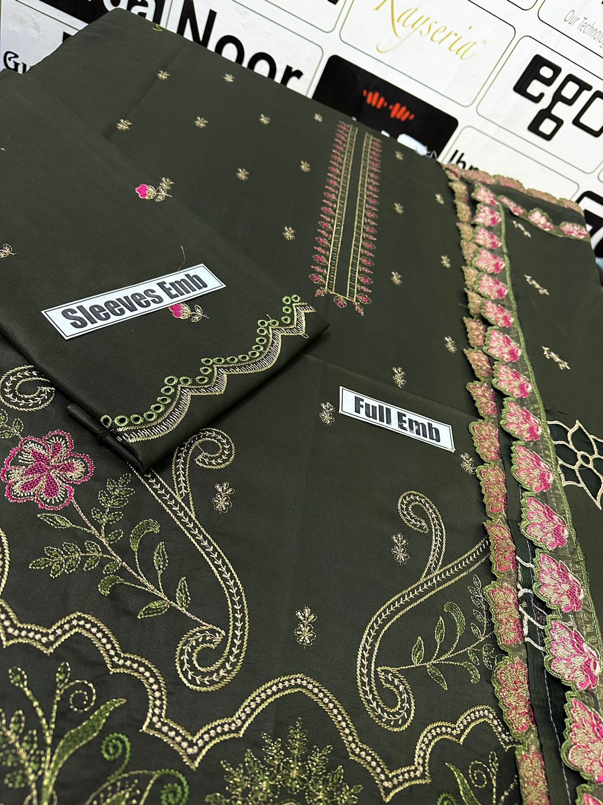 Brand Nishat Vol'24 Available in Dhanak Fabrics 3pc!!