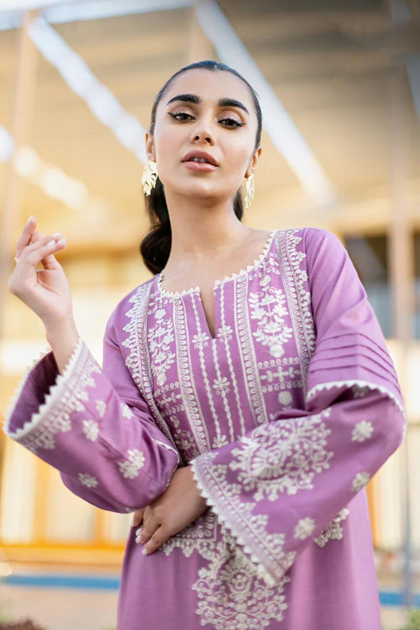Brand Asim Jofa Vol'24 Available in *Dhanak *Winter Fabrics 2pc!!