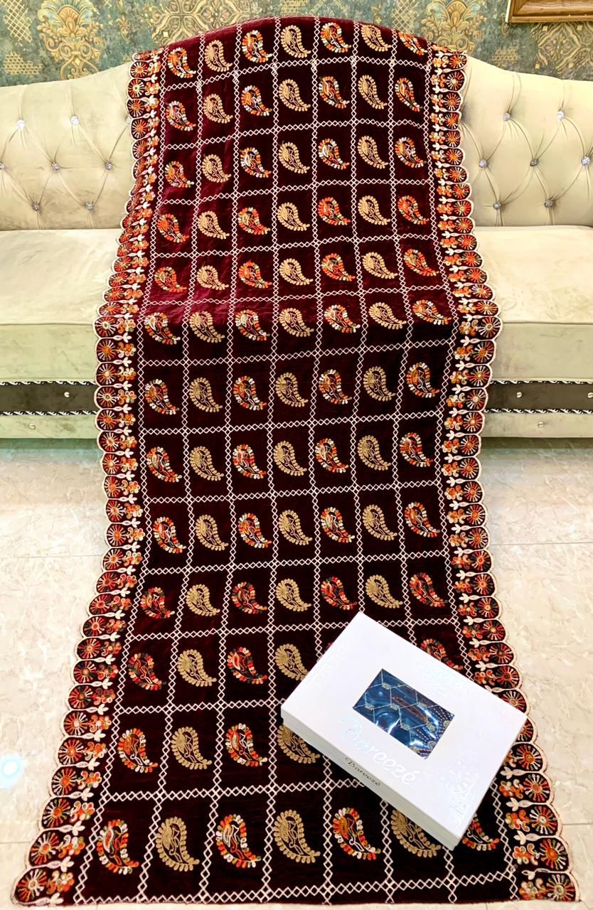 BAREEZE WINTER SHAWL